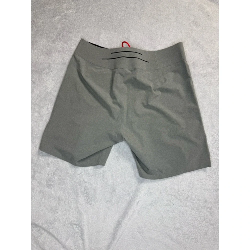 Lululemon Current State Board Shorts Men's 34 Gray Red Lace Swim Surf Shorts